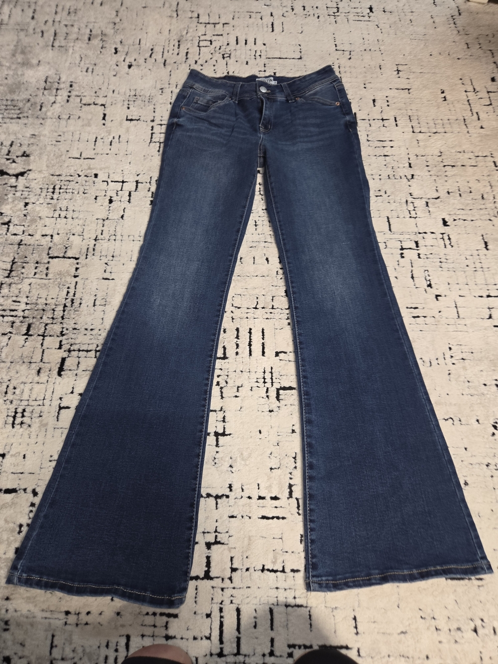 Refuge Denim Austin Low Rise Flare Jeans Size 5 Western Womens Juniors